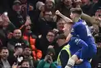 ross-barkley-bersama-billy-gilmour-merayakan-gol.jpg