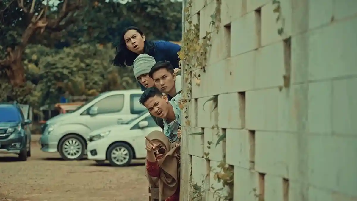 Baru Dirilis ke Platform Musik Digital, Seluruh Lagu Album Perdana Tim Ricis Menduduki Top Chart 100