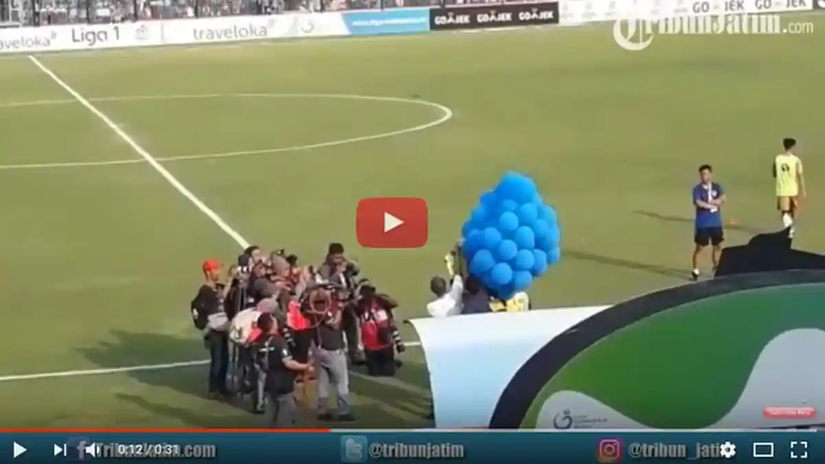 Sederet Penghormatan Untuk Choirul Huda di Laga Persela Vs Persib, Viking Kirim Al Fatihah!