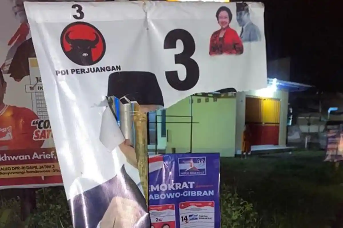 Ribuan APK Ganjar-Mahfud dan Partai Pengusung di Banyuwangi Hilang dan Dirusak