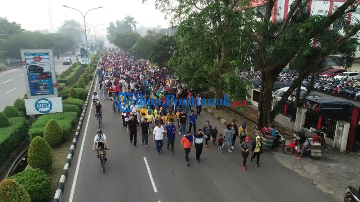 FOTO: Kemeriahan Fun Bike dan Fun Walk Peringatan Harhubnas 2019 - fun-bike-dan-fun-walk-dalam-peringatan-harhubnas-2019-6.jpg