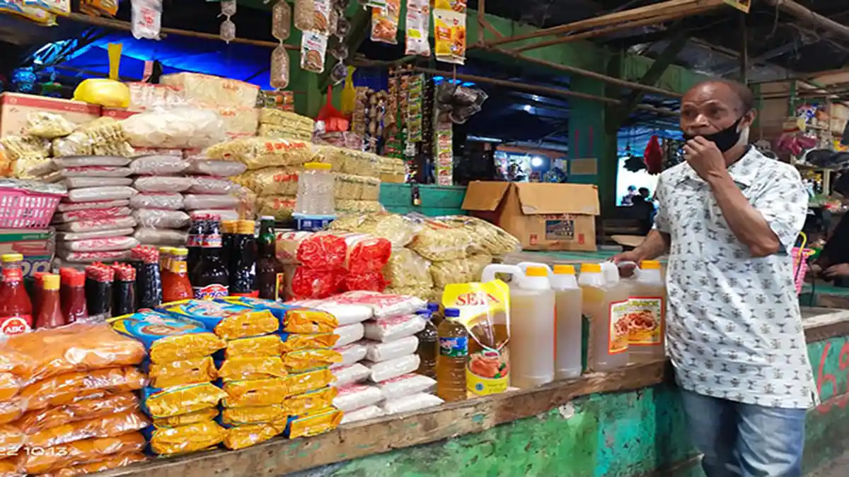 Minyak Goreng Langka di Manggarai, Harga Sembako Mulai Naik