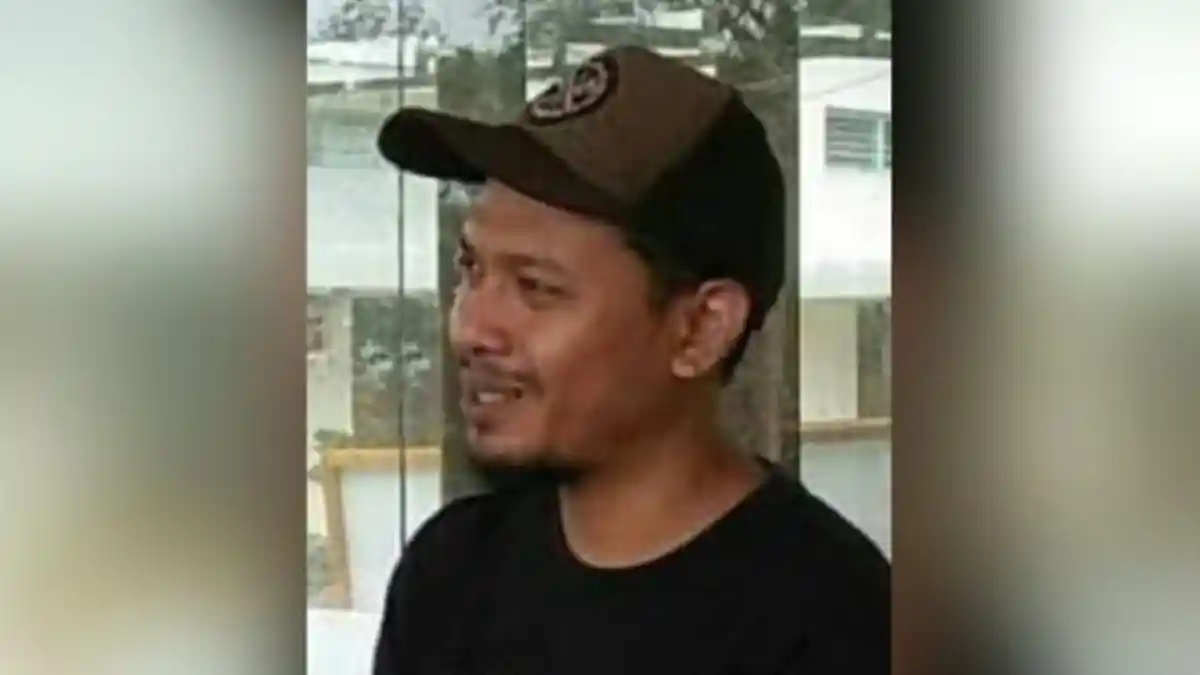 Kutukan dan Identitas Budaya