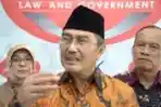 Jimly Asshiddiqie Bekali Mahasiswa UPN Jatim