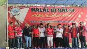 Halal-Bihalal-IKEMAL-Papua.jpg