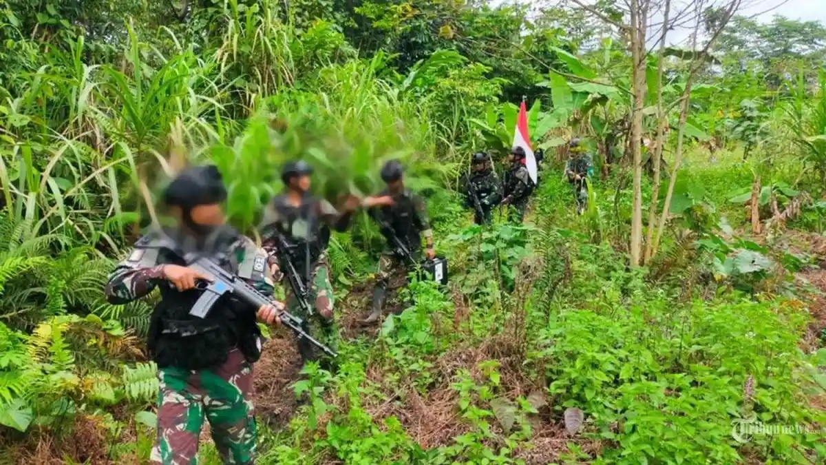 9 Warga Distrik Serambakon Dievakuasi Usai KKB Lakukan Penyerangan