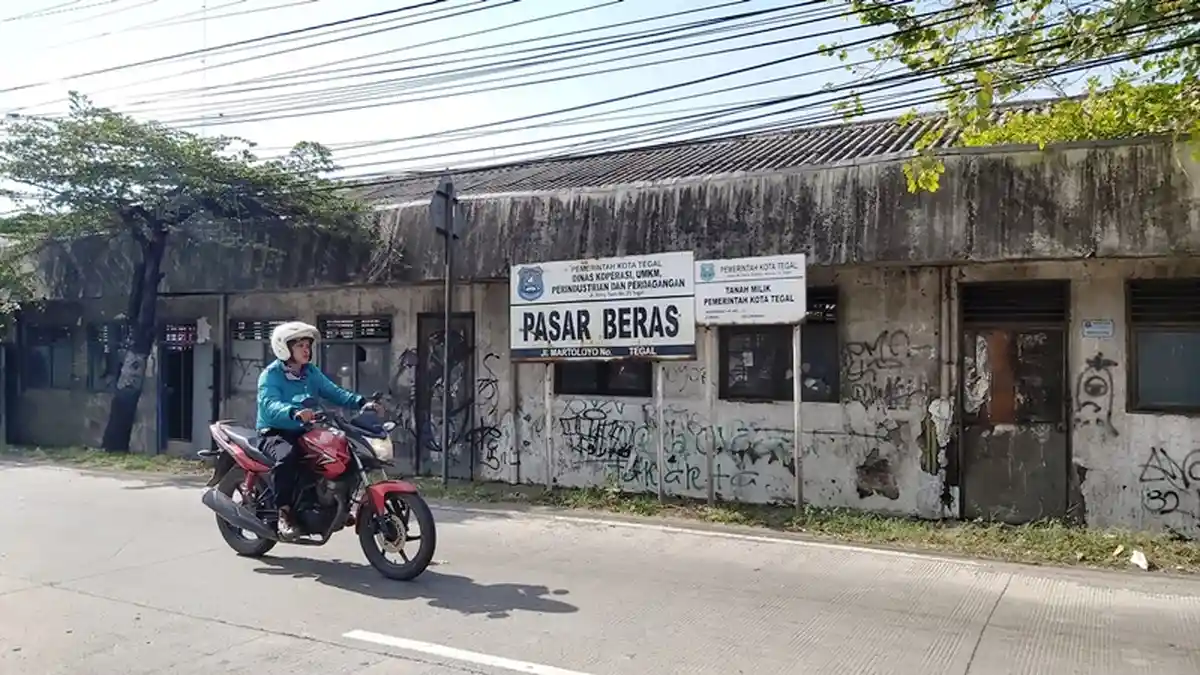 Pasar Beras Kota Tegal Kian Memprihatinkan, Pembangunan Rencana Dimulai 2021