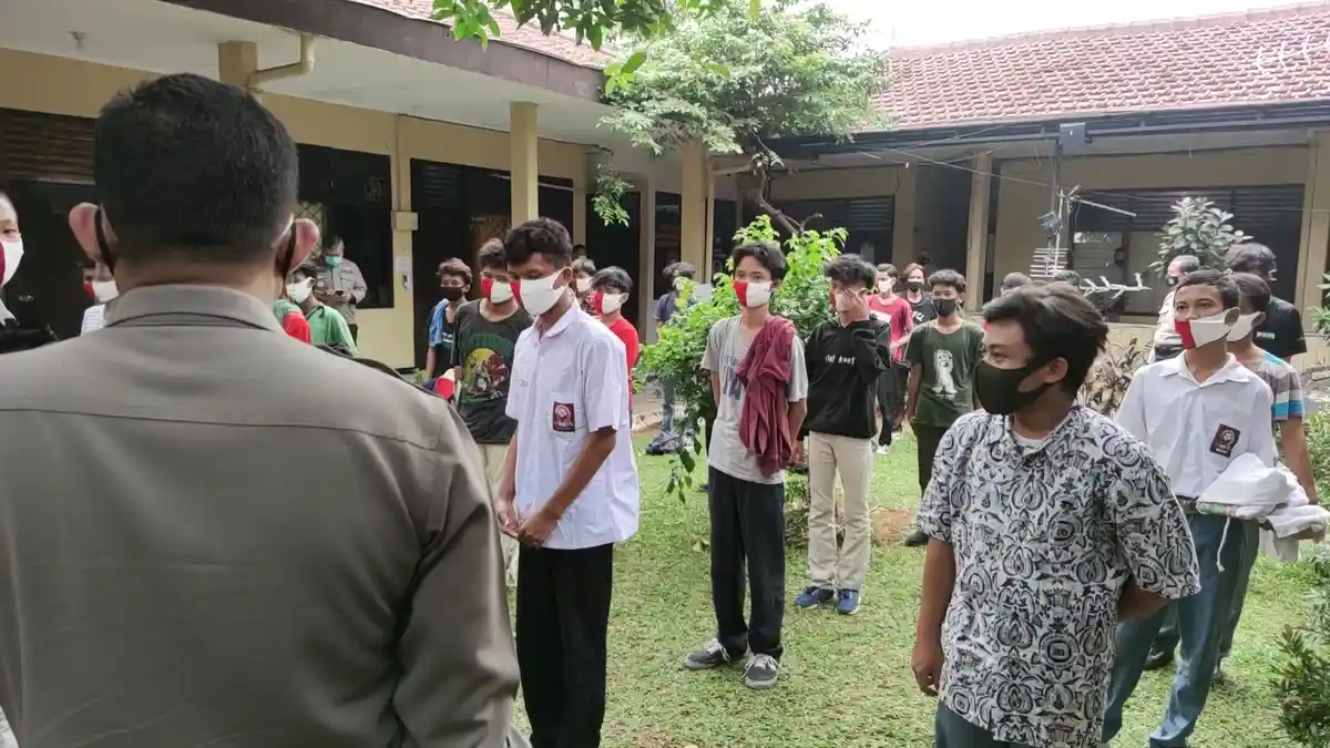 Polres Depok Amankan 143 Pelajar yang Hendak Ikut Demo ke Jakarta