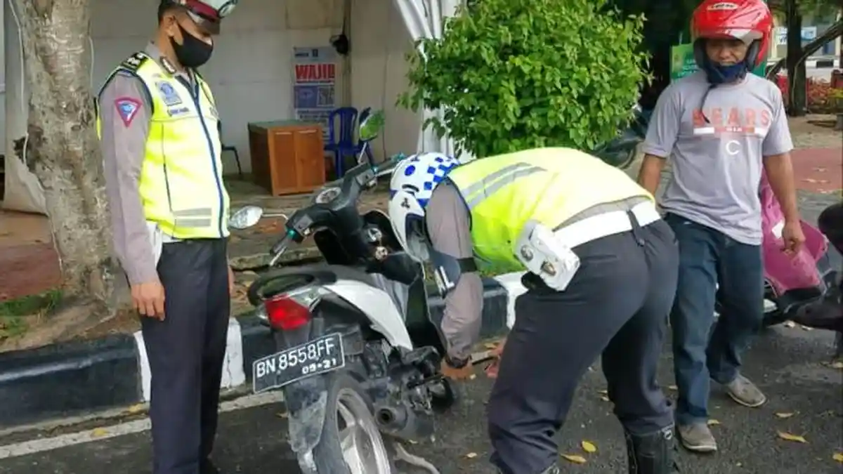 Sita 200 Lebih Unit Knalpot Rasing, Sat Lantas Polres Belitung Terus Gelar Razia