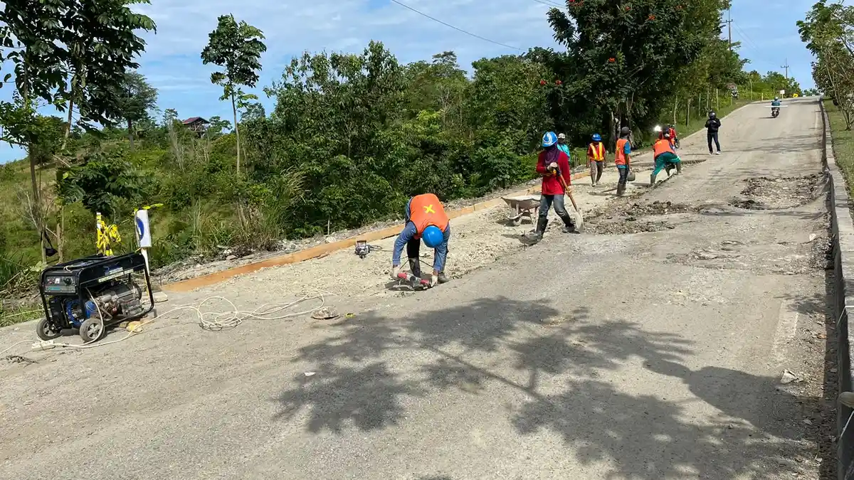 Gunakan Anggaran DAK Rp 3,6 Miliar, Perbaikan Jalan Rusak di Bontang Lestari Mulai Dikerjakan