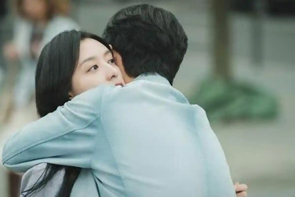 Preview Queen of Tears Episode 15-16, Segala Hal yang Mengingatkan Hae In pada Hyun Woo