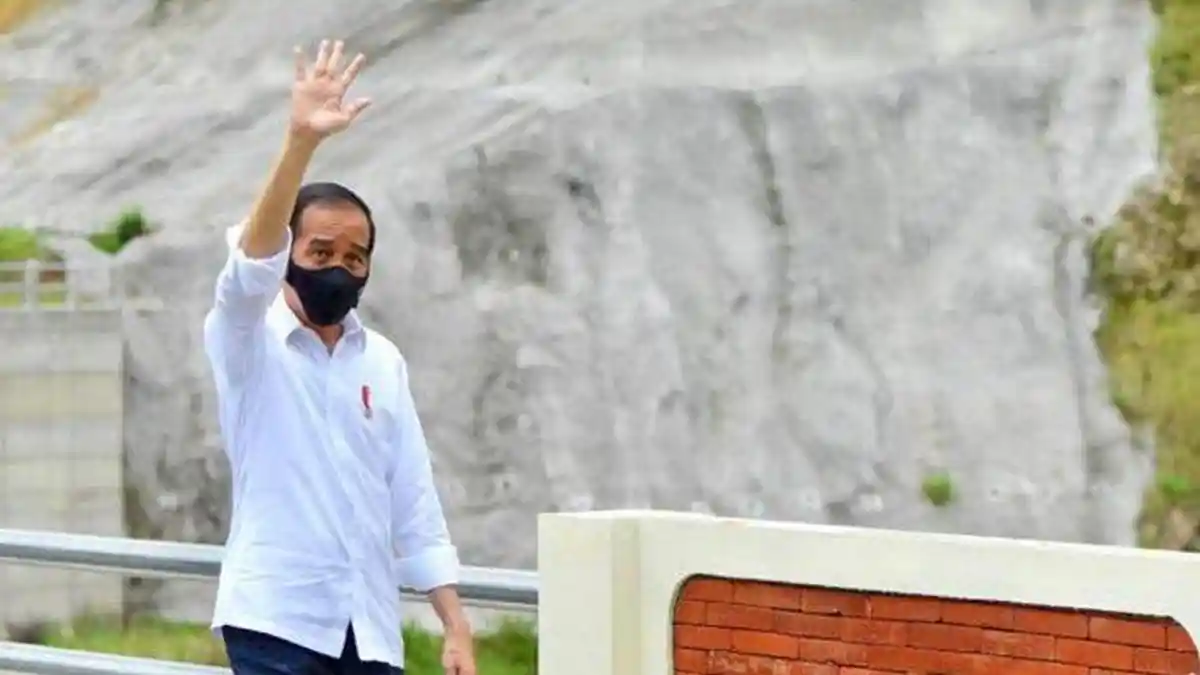Dirinya Jadi Trending Gegara Sebut Benci Produk Luar Negeri, Jokowi Malah Bilang Begini, Publik Syok