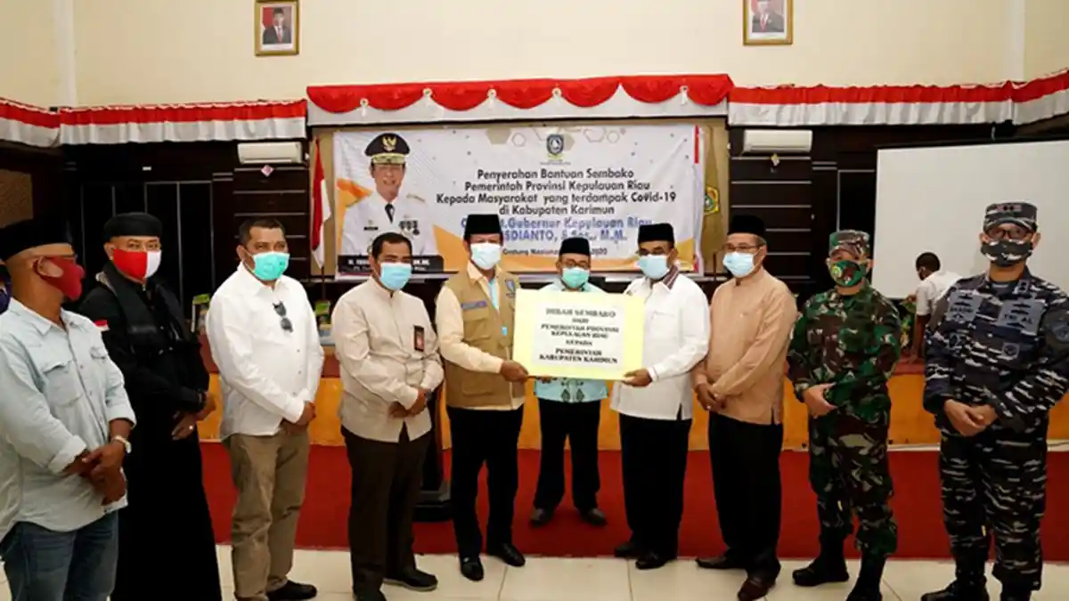 35 Ribu Paket Sembako Pemprov Masuk Karimun, Isdianto Minta Masyarakat Bersabar