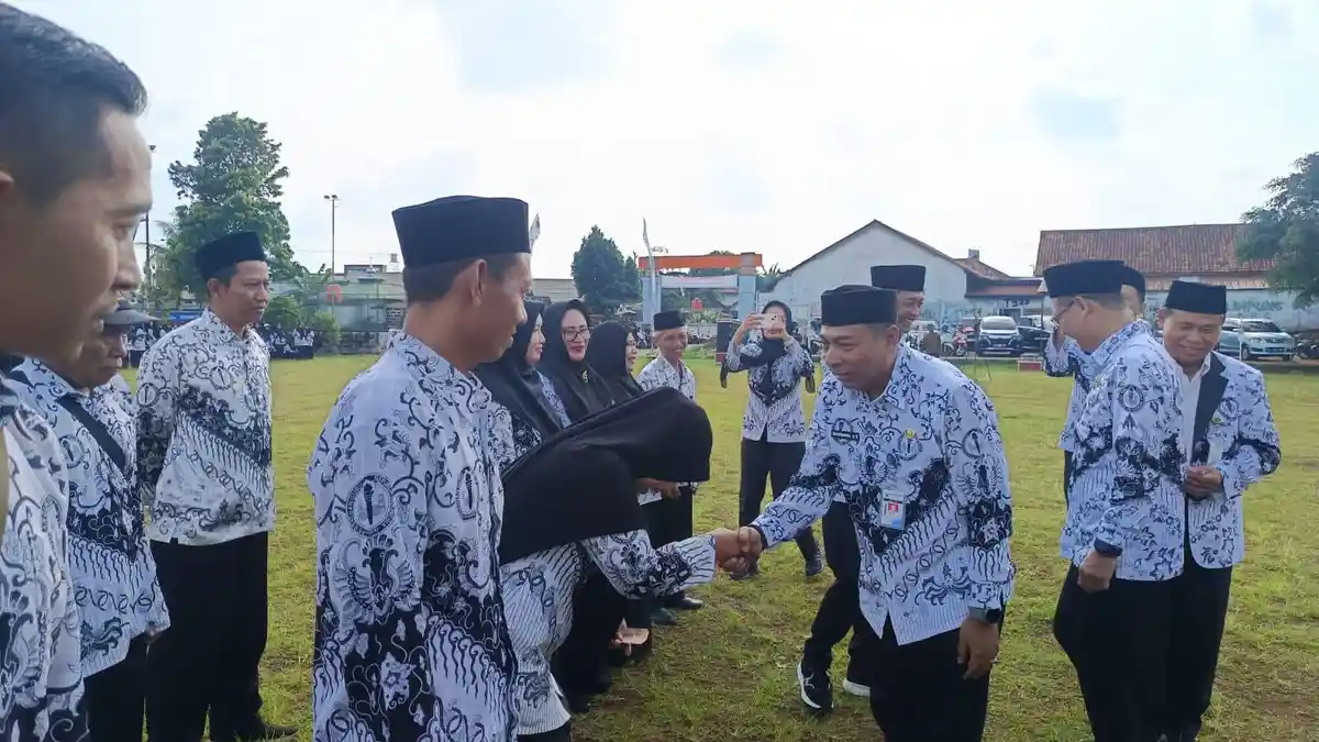Hari Guru Nasional, Pemkab Batang Tegaskan Guru Harus Dilindungi Secara Hukum