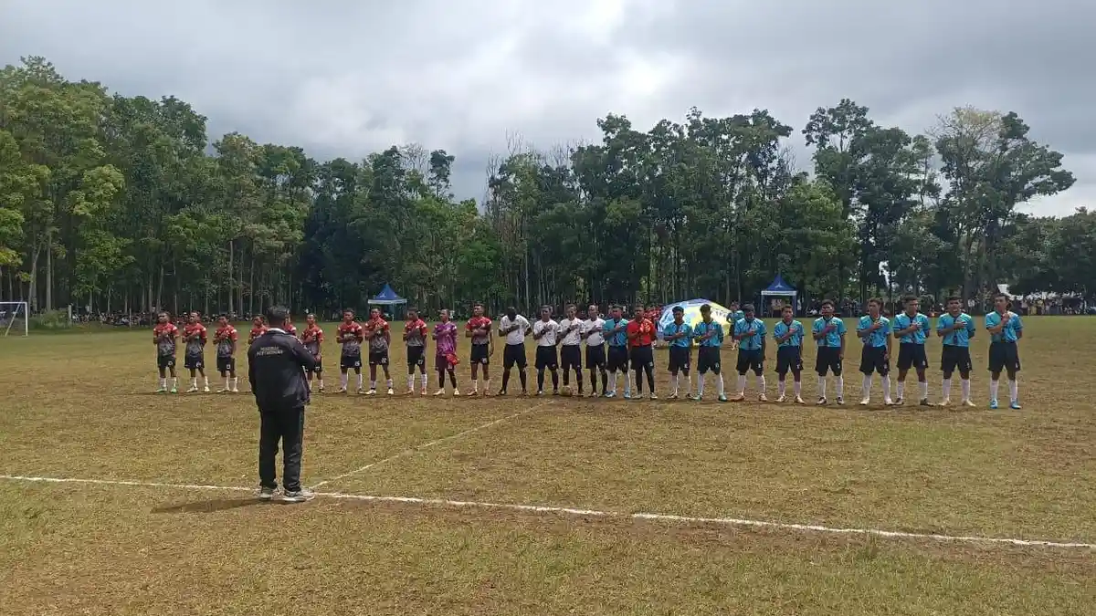 SMK St. Petrus Ruteng Taklukkan SMAN 1 Ruteng 3-2,  Amankan Tiket 16 Besar