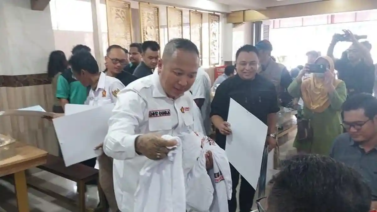 Blusukan Jadi Cara David Raharja Serap Aspirasi Warga meski Elektabilitas Unggul dari Caleg Lain