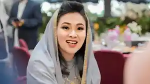 Gubernur-Maluku-Utara-Sherly-Laos-atau-Sherly-Tjoanda-dapat-pujian.jpg