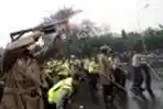 Polisi Tembakan Gas Air Mata Kearah Mahasiswa