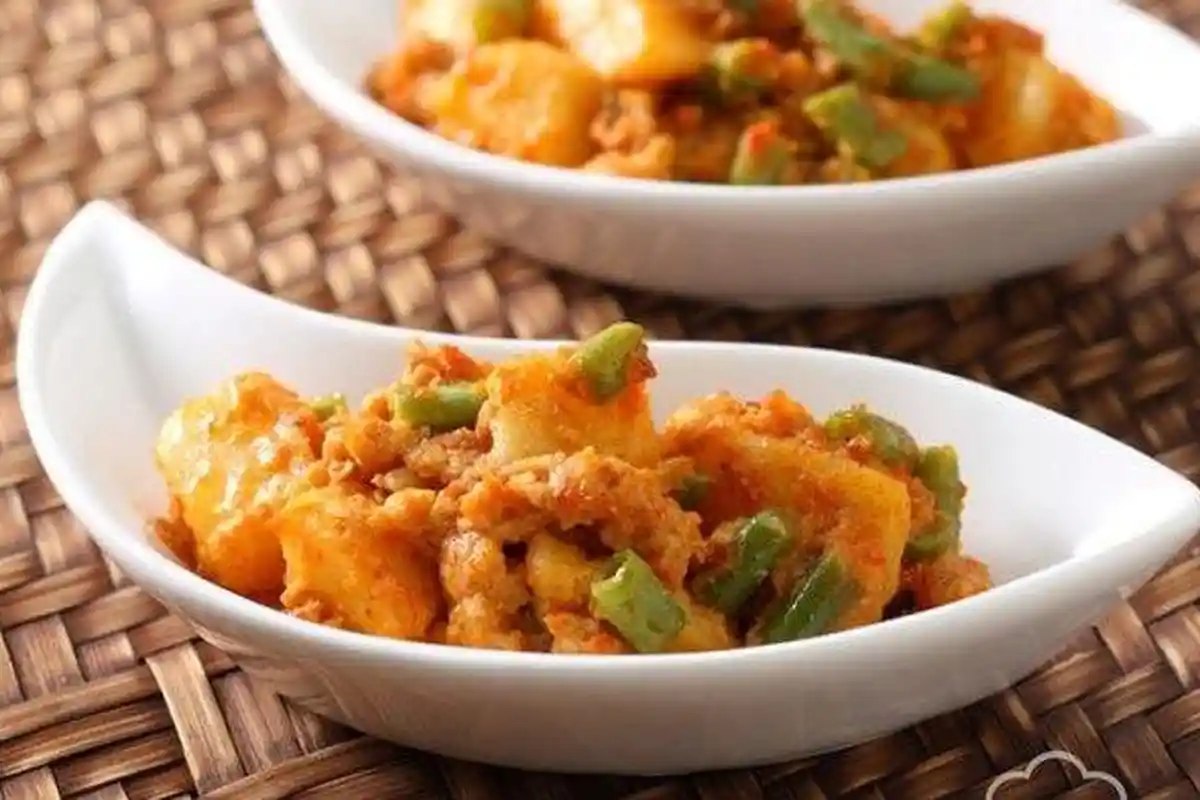 Resep Sambal Goreng Kentang untuk Makanan Lebaran 2022! Cara Membuat Sambal Goreng Kentang Mudah Nih