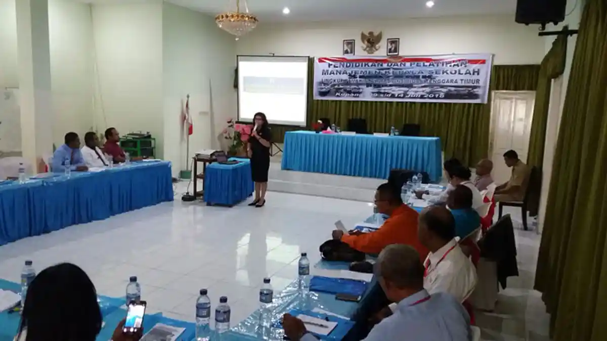 Kepsek SMA/SMK Kota Kupang Ikut Diklat Manajemen. Ini Tujuannya