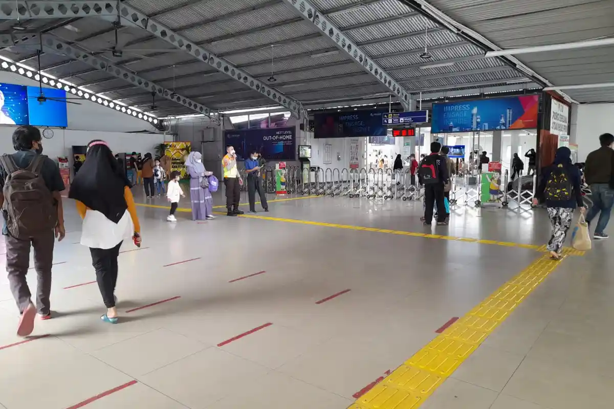 Puncak Arus Mudik Sudah Lewat, Penumpang Kereta di Stasiun Bogor Sepi