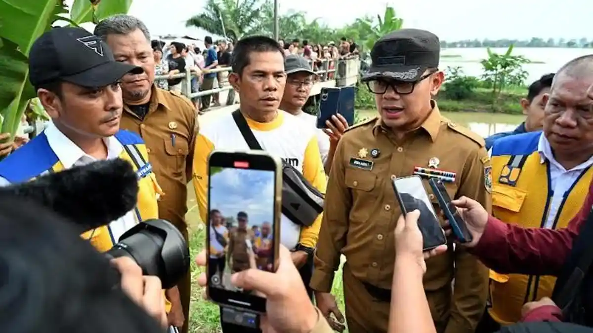 Wamendagri dan Pemprov Tinjau Perbaikan Pintu Air Irigasi, Fokus Program Ketahanan Pangan