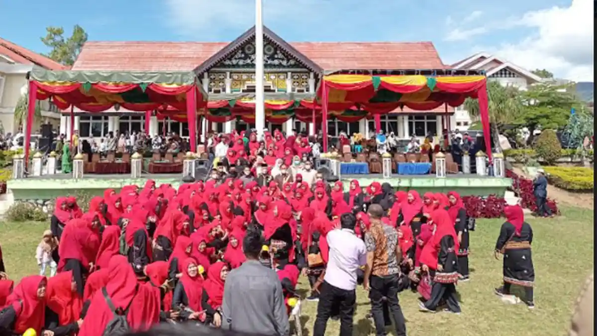 Tari Guel Massal Meriahkan HUT Ke-445 Kota Takengon