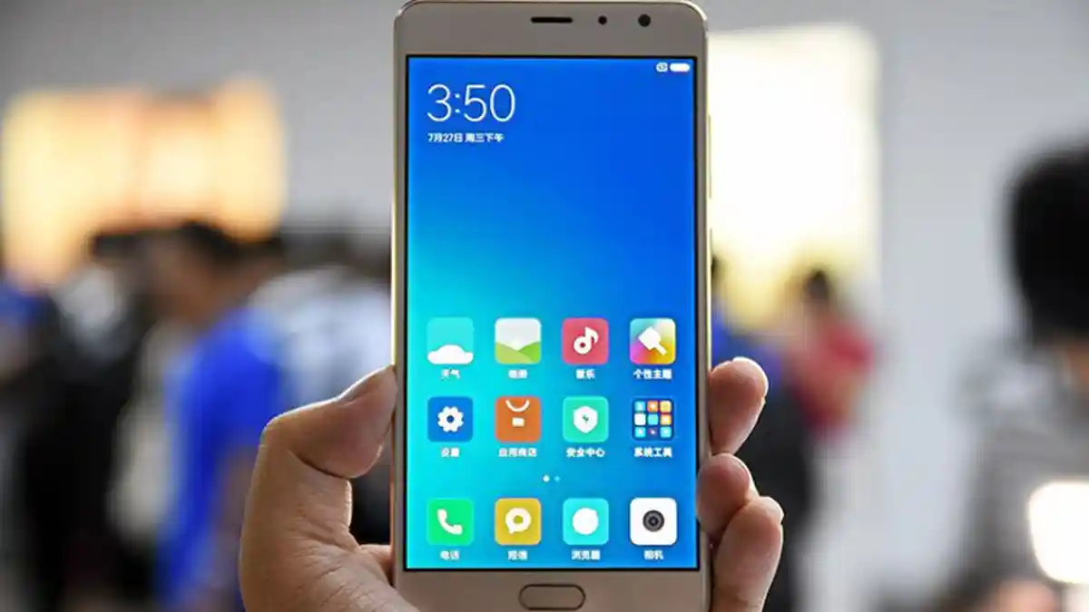 Smartphone Harga 2 Jutaan - Pilih Samsung atau Xiaomi? Model 32GB Ini Bisa jadi Opsi