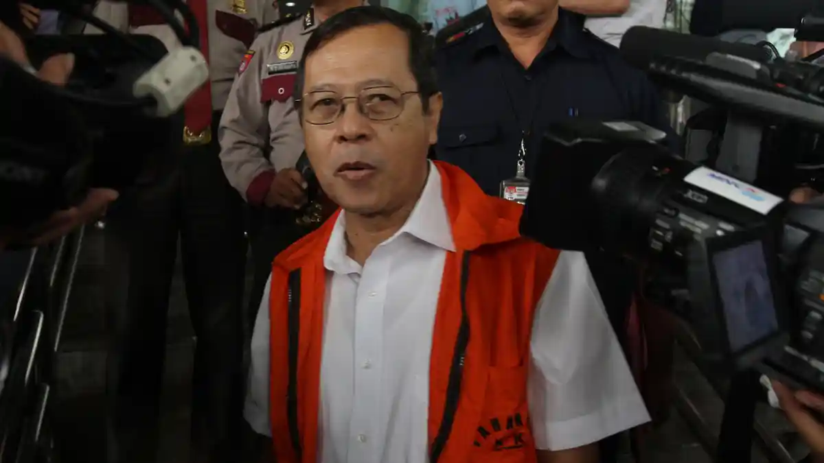 Tersangka Korupsi Kemenlu Sebut JK dan SBY