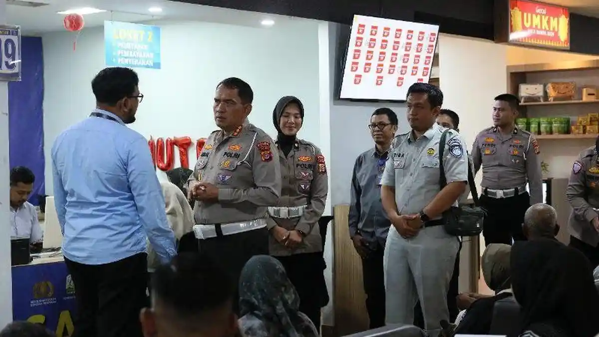 Dirlantas Polda Aceh Cek Kesiapan Inovasi SIM Corner dan Layanan Ganti STNK 5 Tahunan di MPP