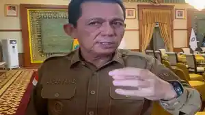 Gubernur-Kepri-Ansar-Ahmad-soal-gerakan-menanam-cabai.jpg