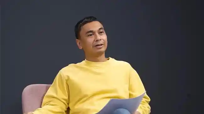 Raditya Dika Siapkan Tur 'Cerita Anehku', Angkat Kisah Absurd Anak-Anaknya