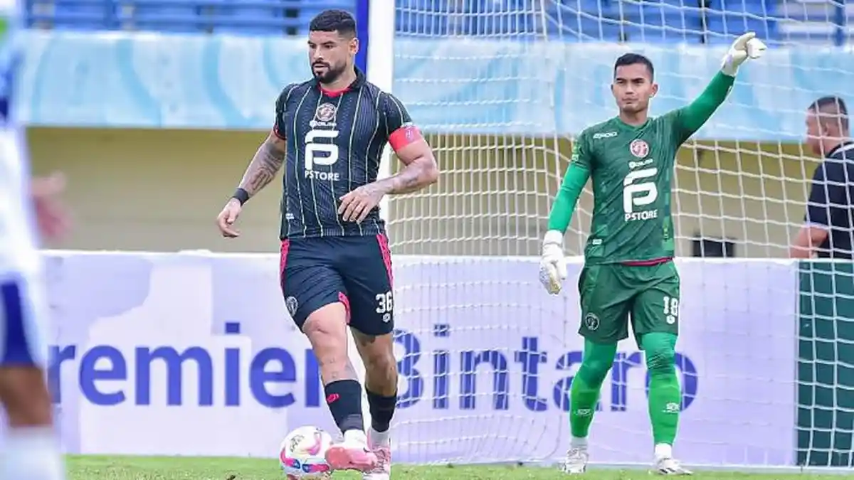 Dua Pemain Asing yang Terikat Rumor Transfer dengan Persebaya Surabaya