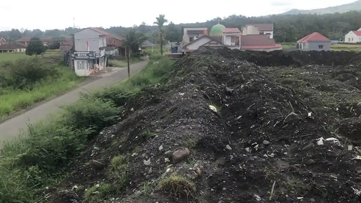 Ribuan Kubik Material Galian Menumpuk di Batu Taba Agam, Sekna: Tim Ada tapi Terkendala Pengerjaan