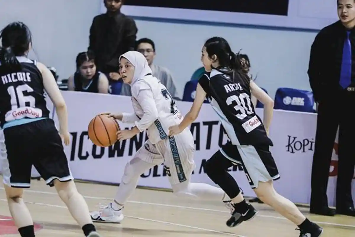 Putri Aremu Panaskan Persaingan Grup E Honda DBL with Kopi Good Day 2023 East Java Series