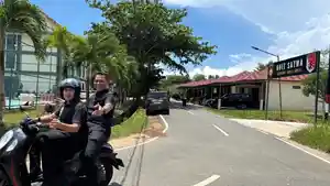Personil-Provos-siaga-dilokasi-rekontruksi-pengunjung-dilarang-masuk-lokasi-rusun-mess.jpg