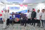 Menpora-Erick-Thohir-saat-membuka-Rapat-Kerja-Nasional-Muaythai.jpg