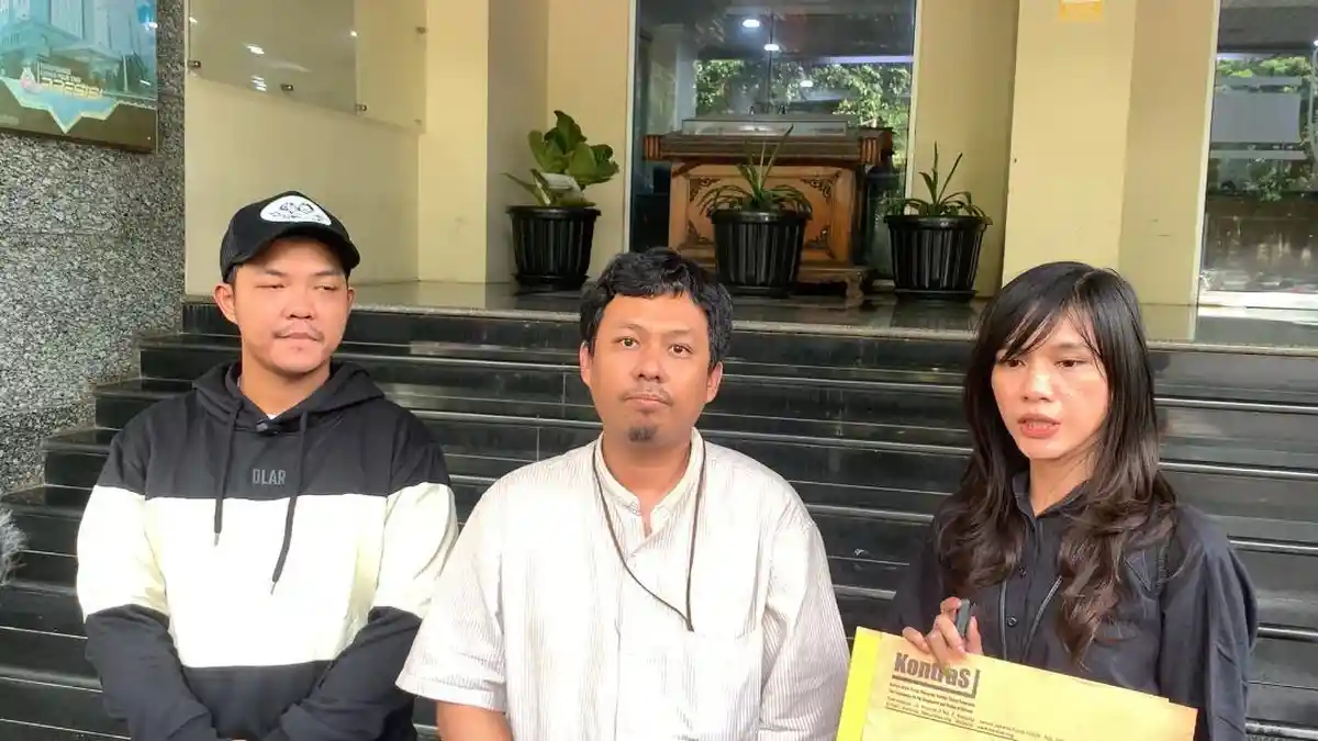 Sebulan Farhan dan Reno Hilang, Keluarga dan KontraS Datangi Polda ...