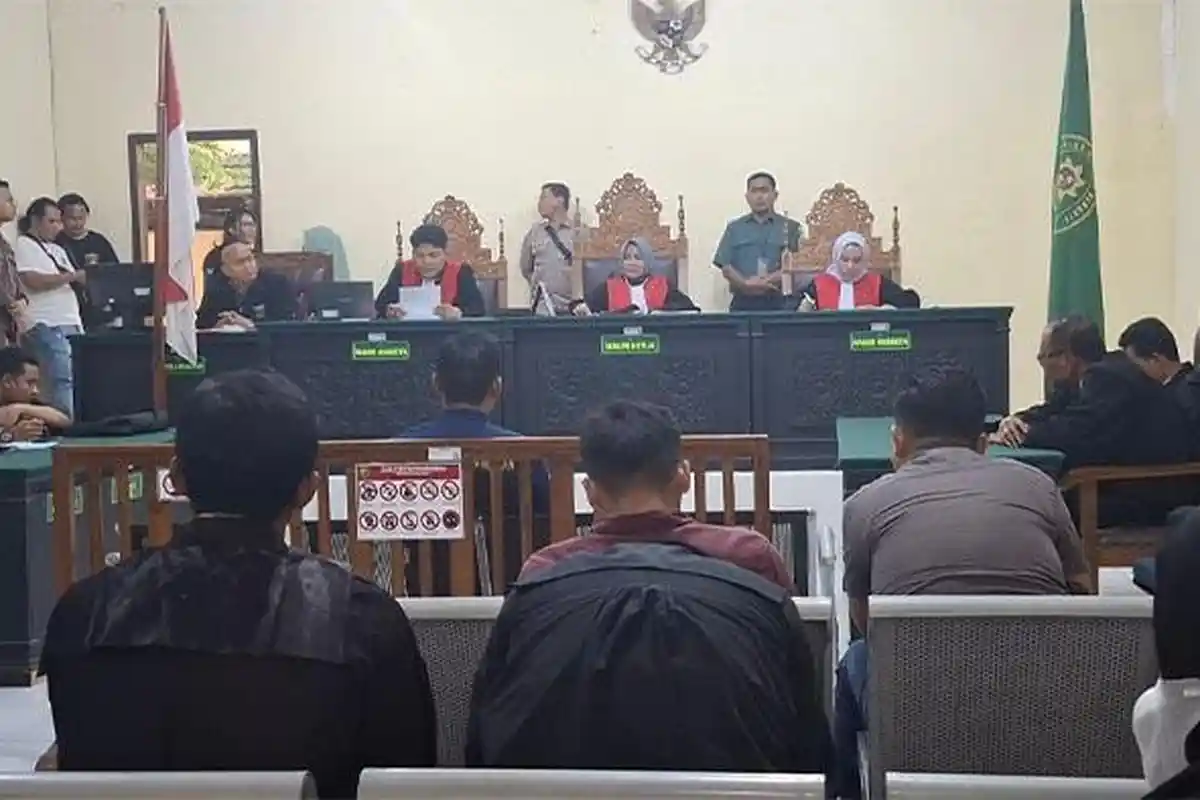 BREAKING NEWS Terbukti Bunuh Ragil, Bripka Yuyun divonis 15 Tahun Penjara
