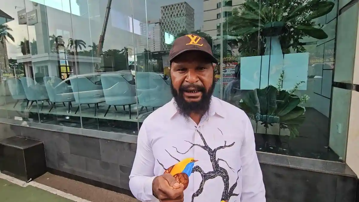 Pro Kontra Pembakaran Mahkota Burung Cendrawasih,  Martinus M Maisini: Langkah BBKSDA Papua Positif