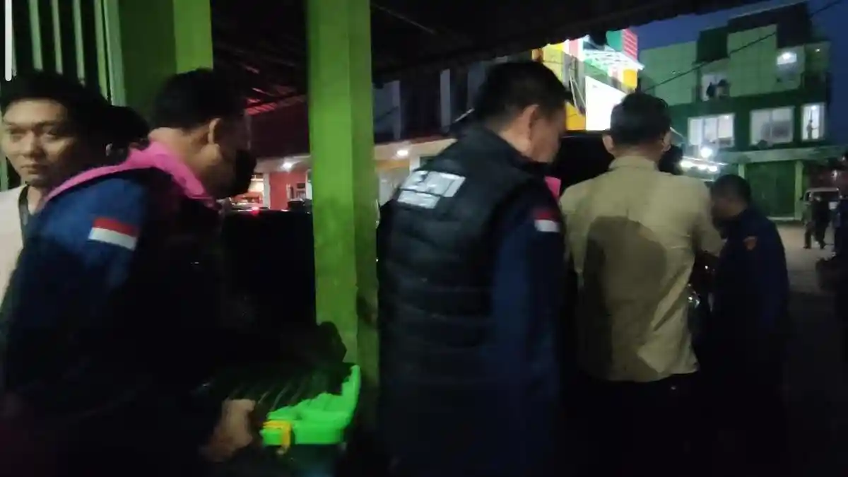 Penggeledahan Selama 4 Jam, Kejati Banten Angkut Dokumen dan CPU Komputer dari Kantor PT ABM