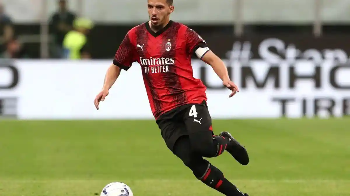 Gelandang AC Milan Dilirik Al-Ittihad, Kemungkinan Reuni dengan Mantan Pelatih Pioli