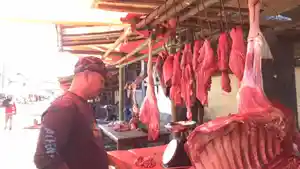 Hendri-pedagang-daging-sapi-BS-puasa-minggu-kedua.jpg