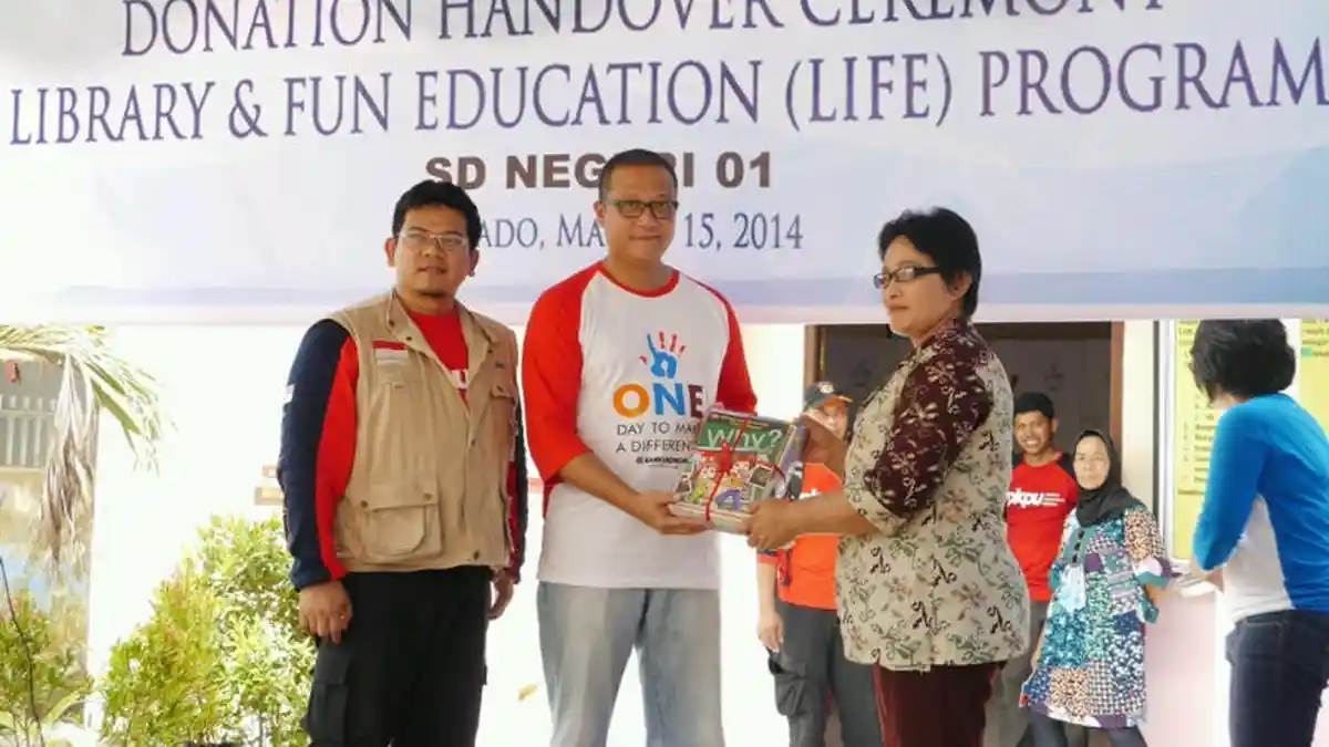 Program LIFE Bank Ekonomi untuk Korban Banjir di Manado