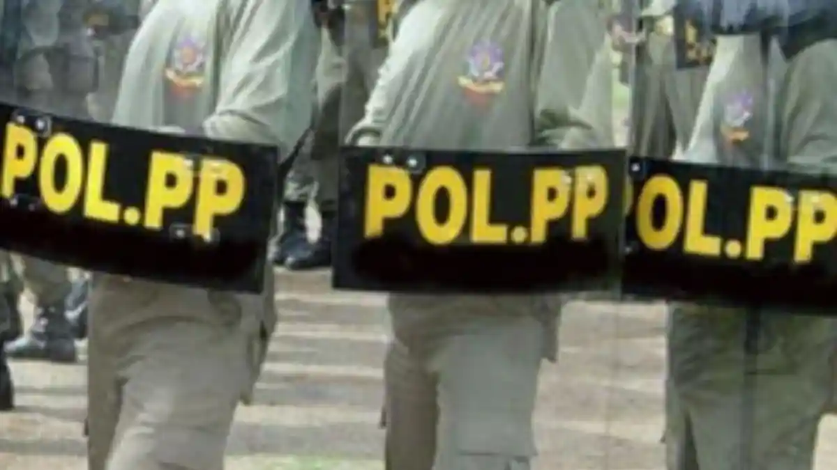 Buntut Pukul Jurnalis, Oknum Satpol PP di Ternate Diberhentikan Sementara dan Gaji Dipangkas