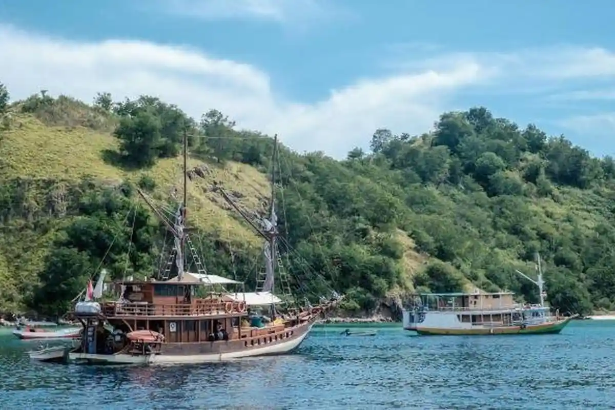 Cegah Kebakaran Kapal Wisata di Labuan Bajo, KSOP :  Wajib Siapkan Masker-Selimut Api