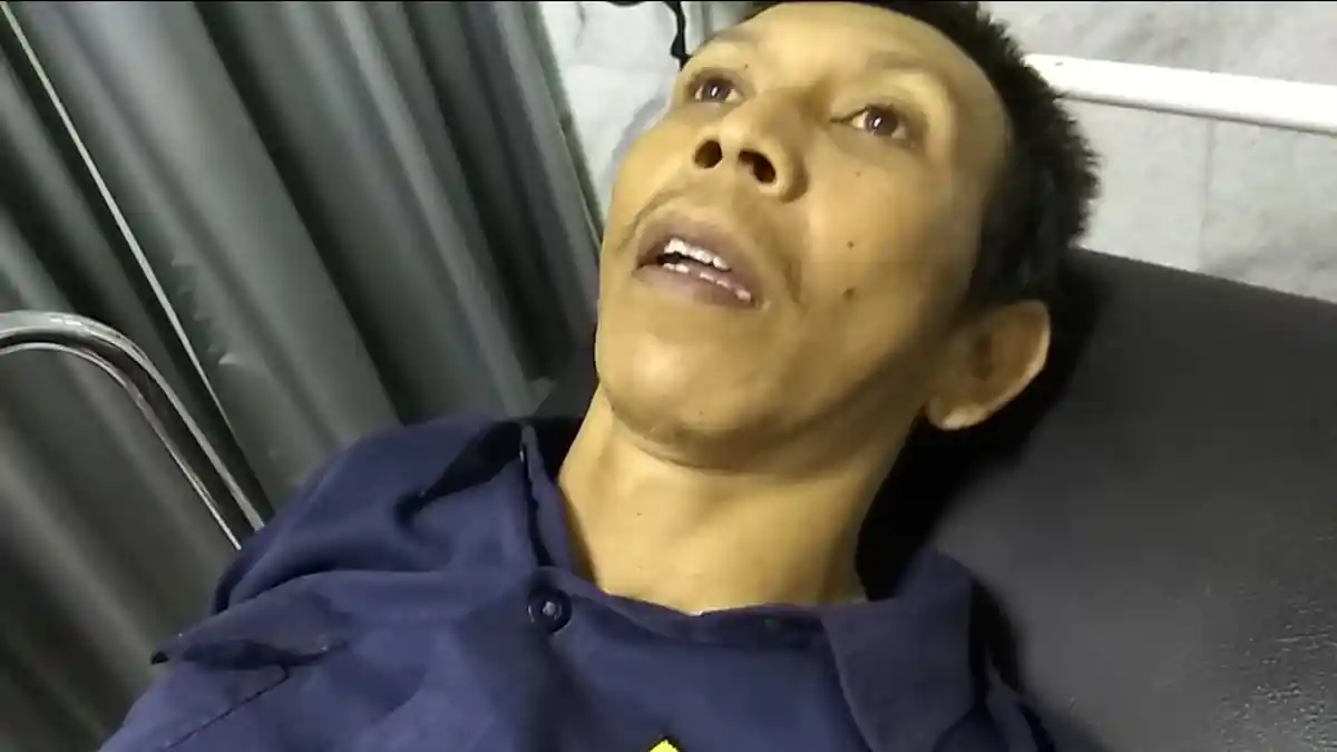 Gara-gara Lihat Ponsel, Driver Ojol Tabrak Motor di Flyover Sultan Agung