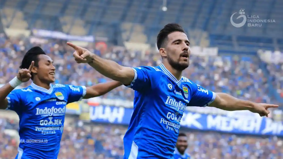 Arema FC Naikkan Nilai Tawaran Jonathan Bauman, Eks Persib Ikuti Akun Instagram Klub Lain