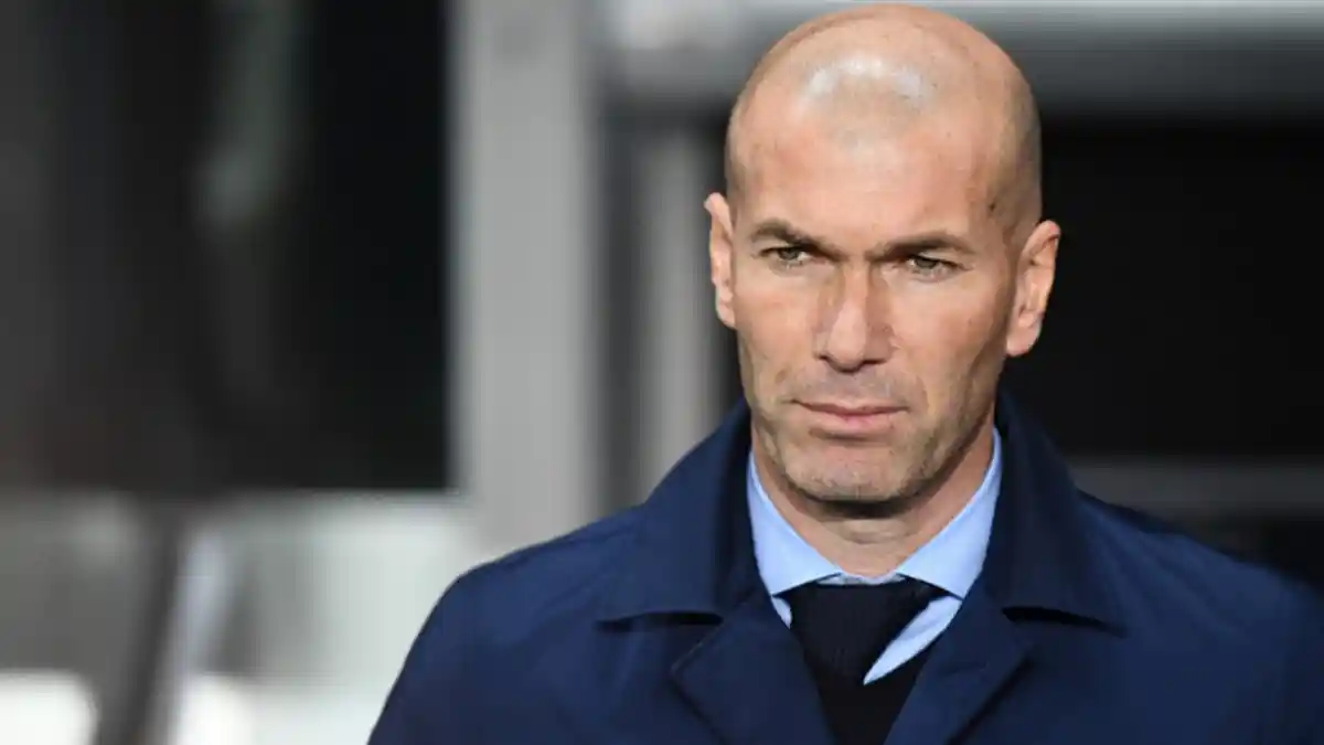 Real Madrid Kini Dilatih Zinedine Zidane