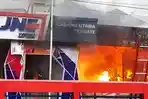 Polisi Masih Menyelidiki Penyebab Kebakaran Kantor JNE Ternate